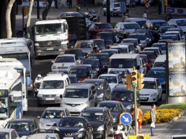 4 fallas mecánicas que puede causar el tráfico congestionado en tu auto