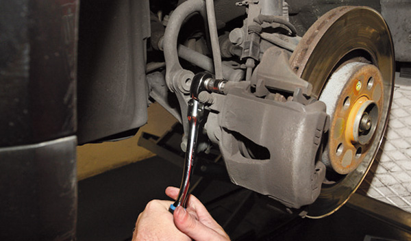 7 síntomas de que hay que revisar los frenos