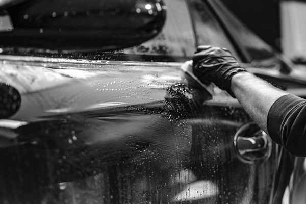 Elimina el óxido de tu auto como un pro en 5 pasos