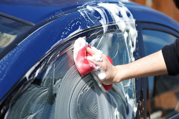 ¿Con qué frecuencia deberías lavar el auto? Frecuencia para lavar el carro