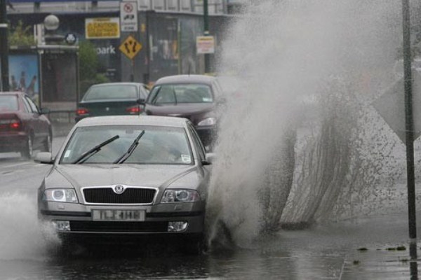 7 consejos para conducir con lluvia